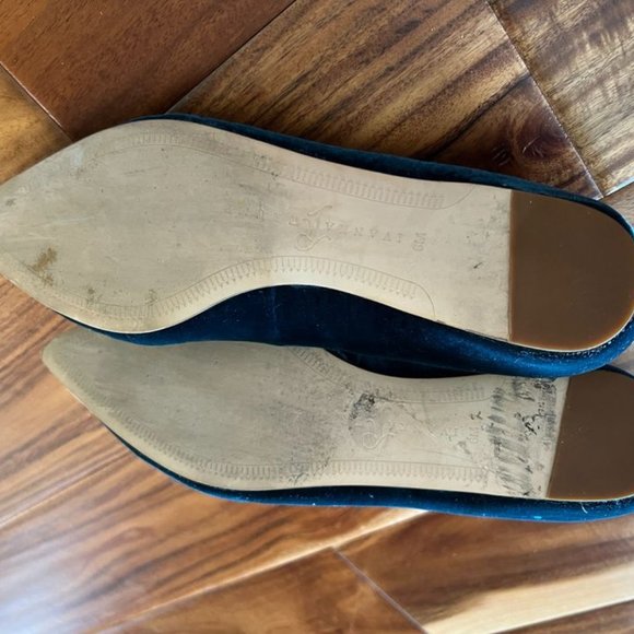 Ivanka Trump Smoking Shoe - Picture 3 of 4